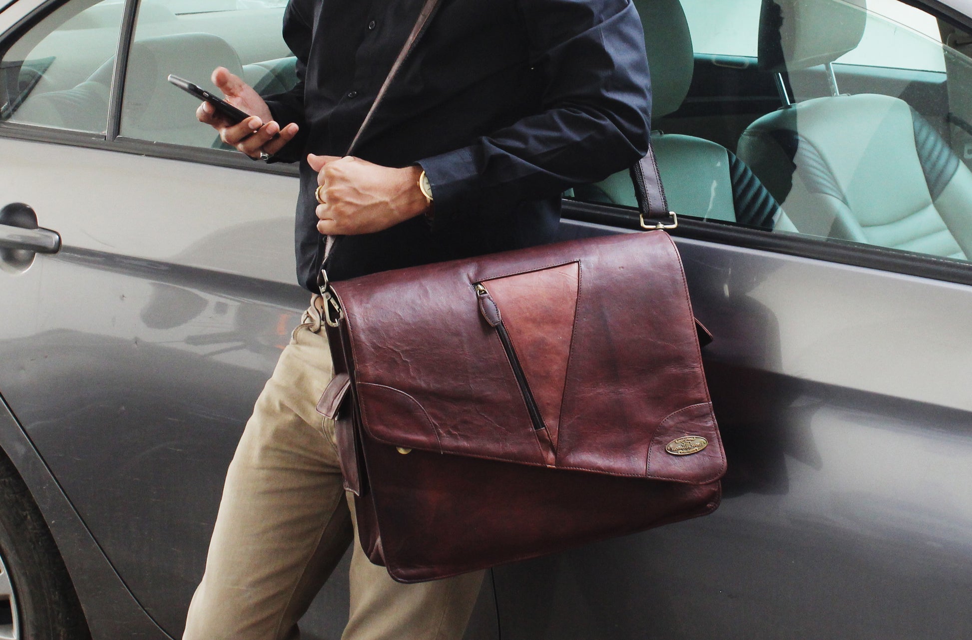 Cross Body Rustic Leather Messenger Bag with Padded Strap