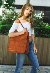 Women’s Classic Leather Tote